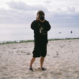 MIC PHOTO /Fantia SHOP