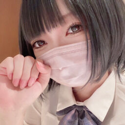 よみちゃん🍭💕毎週木曜日更新