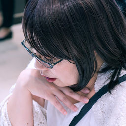 人妻の戯れ