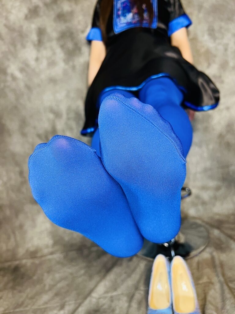 コスプレ青タイツ③