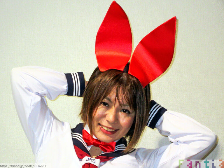 赤長袖セーラーバニー(彩乃美希)