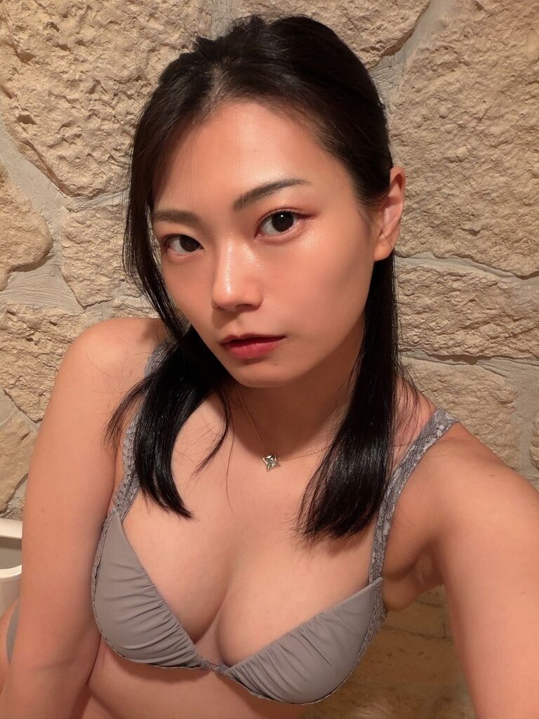 グレー下着紹介動画❤無加工お尻ムチムチ