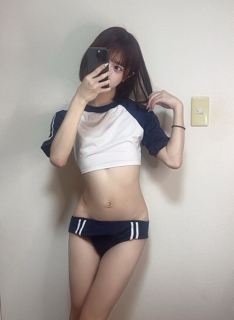 次の衣装チラ見せ🫶