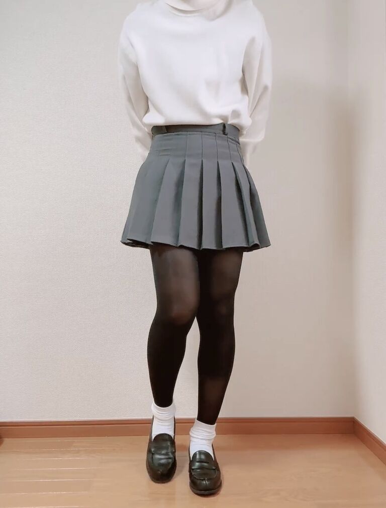 黒タイツ×プリーツミニスカ💕コスプレ❤️