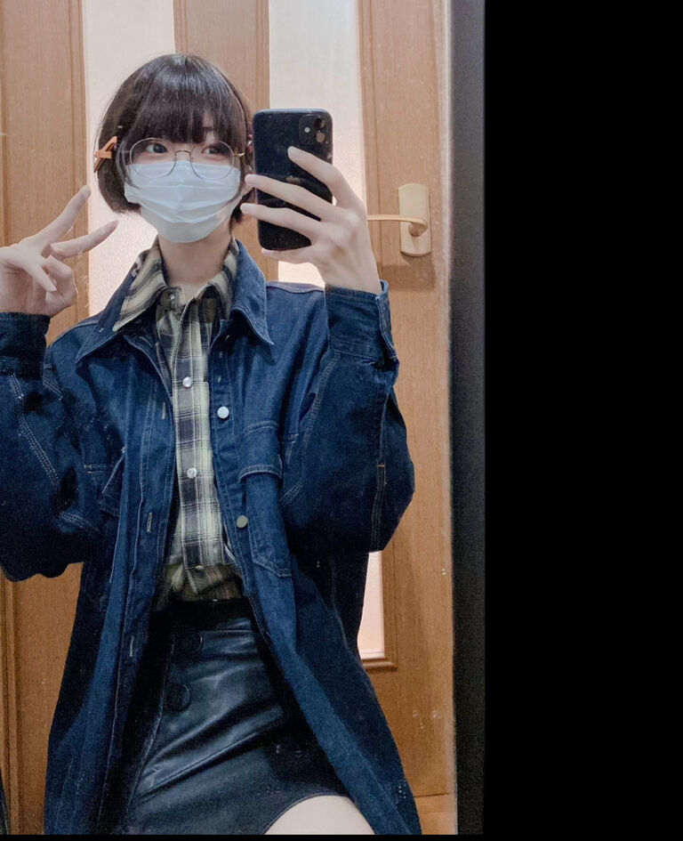 ギャル系女装をしたまま失禁。。